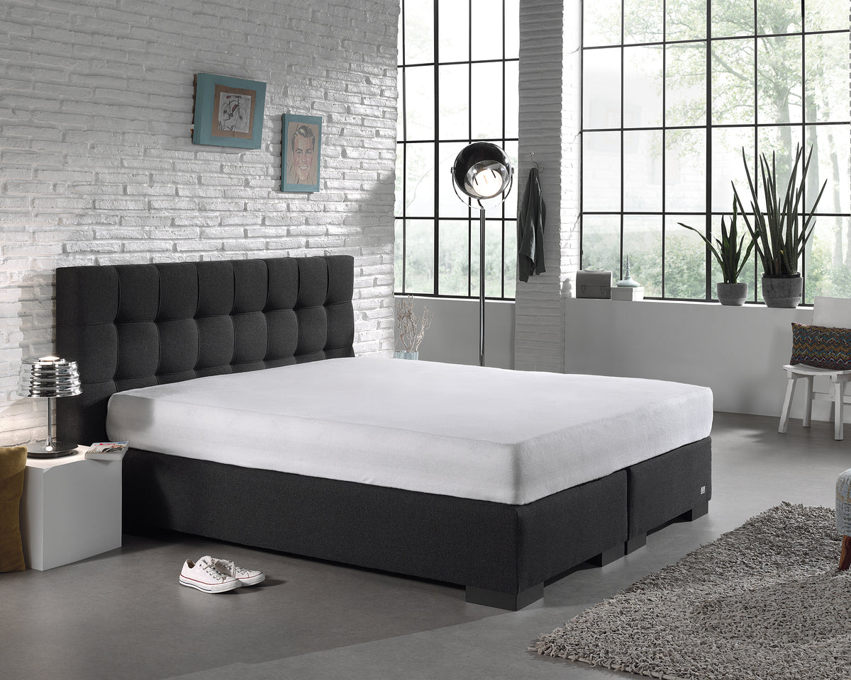 Molton Hoeslaken, op bed